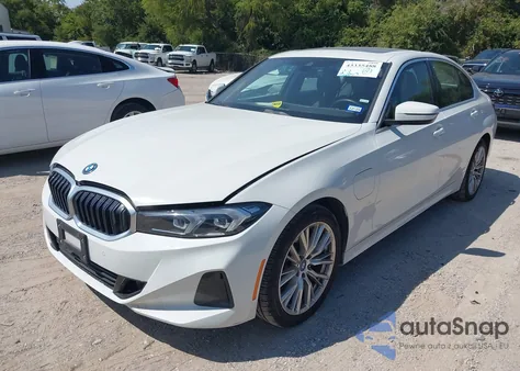 2024 BMW 3 Series 330E из США, поврежденный, VIN 3MW39FF03R8E18890